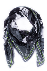 type b scarf